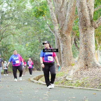 Runner Photo 8143749