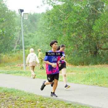 Runner Photo 8143758