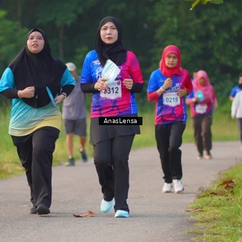 Runner Photo 8143773