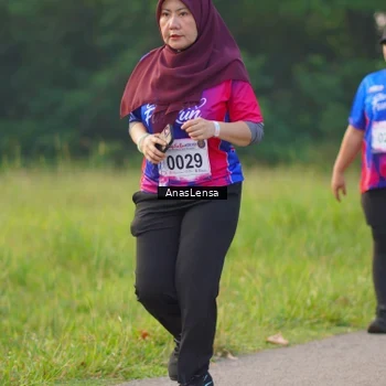 Runner Photo 8143909