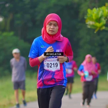 Runner Photo 8143953