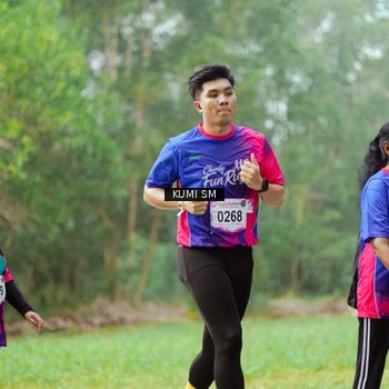 Runner Photo 8143975