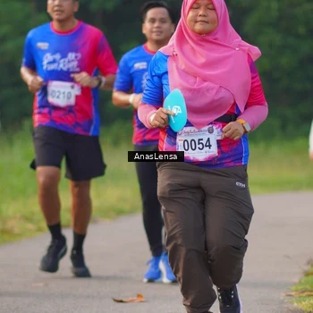 Runner Photo 8144064