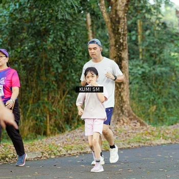 Runner Photo 8144202