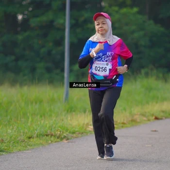 Runner Photo 8144209