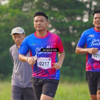 Runner Photo 8144212