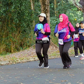 Runner Photo 8144242