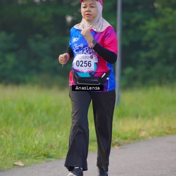 Runner Photo 8144246