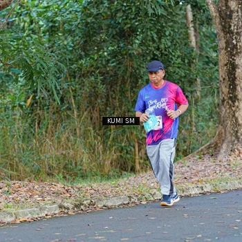 Runner Photo 8144251