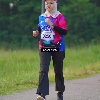 Runner Photo 8144254