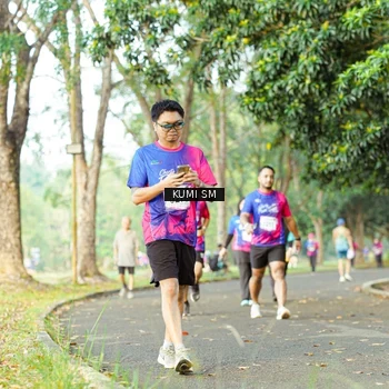 Runner Photo 8144310