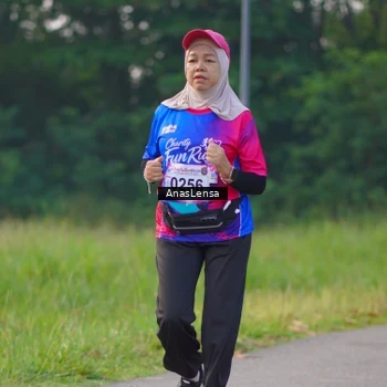 Runner Photo 8144314