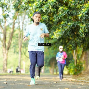 Runner Photo 8144373