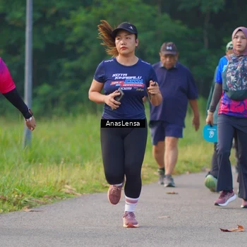 Runner Photo 8144378