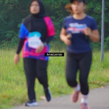 Runner Photo 8144411