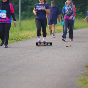Runner Photo 8144415