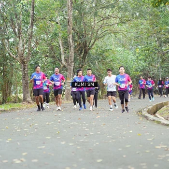 Runner Photo 8144672