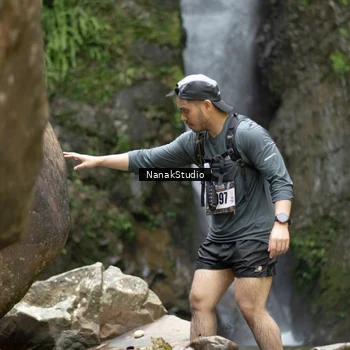 Runner Photo 8144750