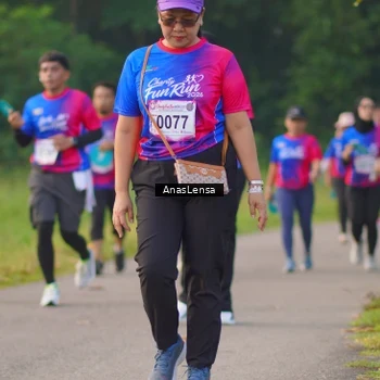 Runner Photo 8144900