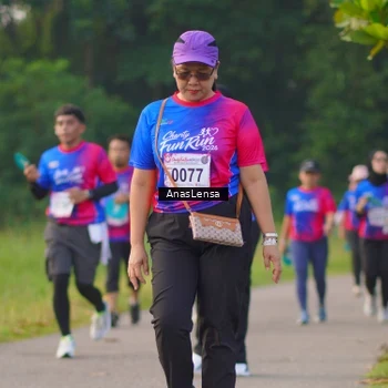 Runner Photo 8144901