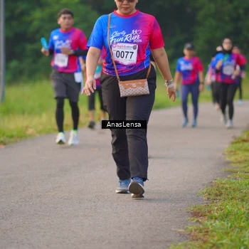 Runner Photo 8144902
