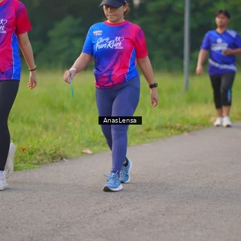 Runner Photo 8145042