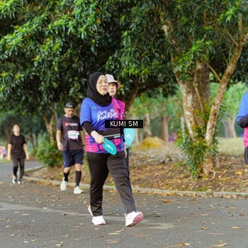 Runner Photo 8145050
