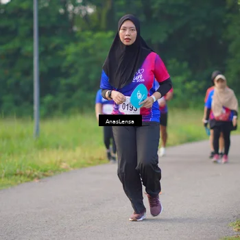 Runner Photo 8145083