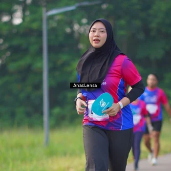 Runner Photo 8145087