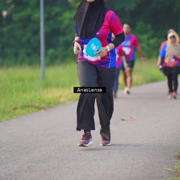 Runner Photo 8145091