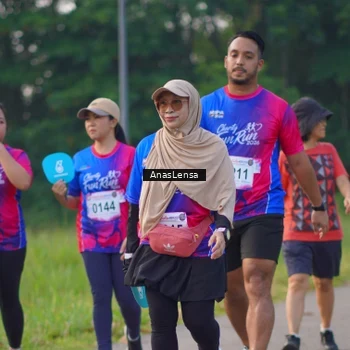 Runner Photo 8145112