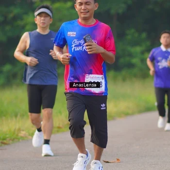Runner Photo 8145161