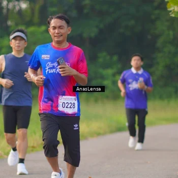 Runner Photo 8145164