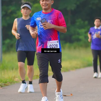 Runner Photo 8145167