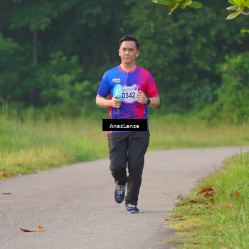 Runner Photo 8145182