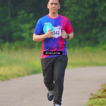 Runner Photo 8145184