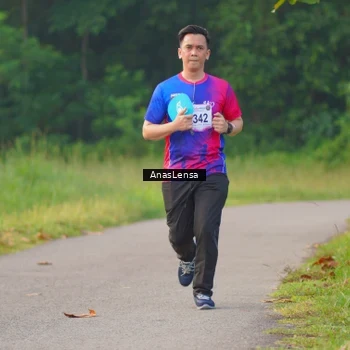 Runner Photo 8145185