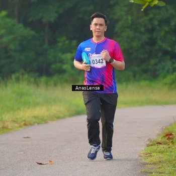 Runner Photo 8145188