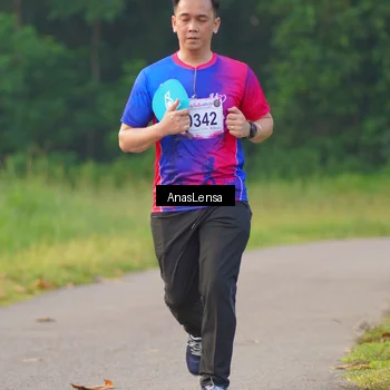 Runner Photo 8145189