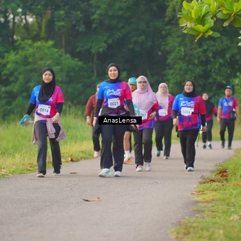 Runner Photo 8145211