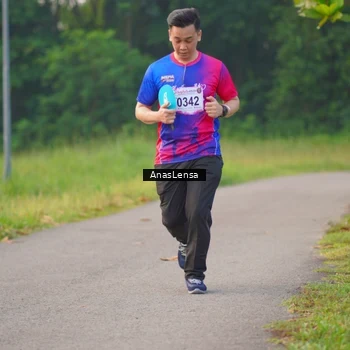 Runner Photo 8145218
