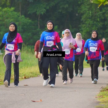 Runner Photo 8145241