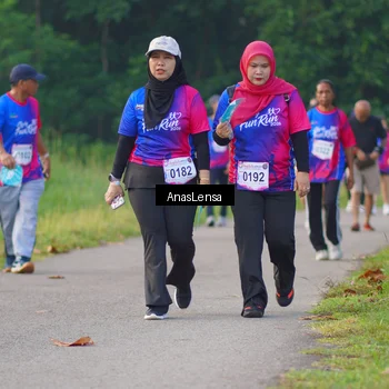 Runner Photo 8145309