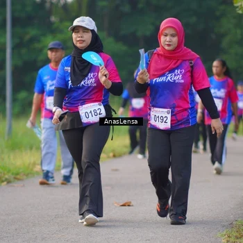 Runner Photo 8145316