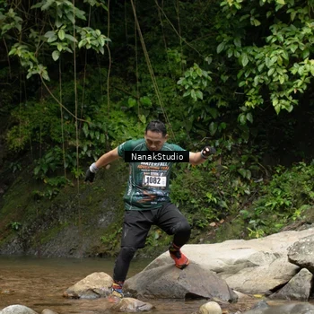 Runner Photo 8145793