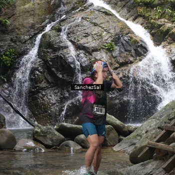 Runner Photo 8147553