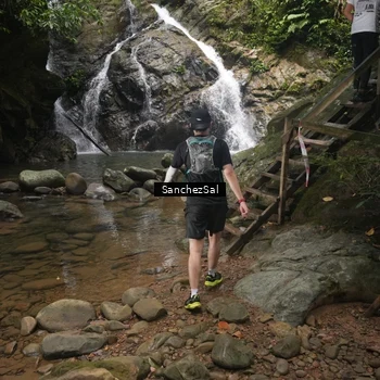 Runner Photo 8147629