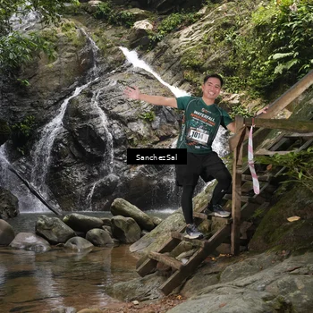 Runner Photo 8147691