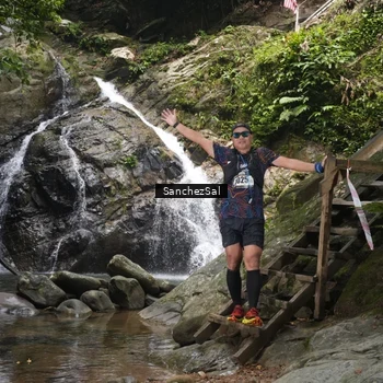 Runner Photo 8147695