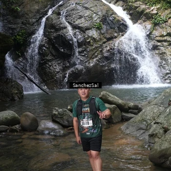 Runner Photo 8147939